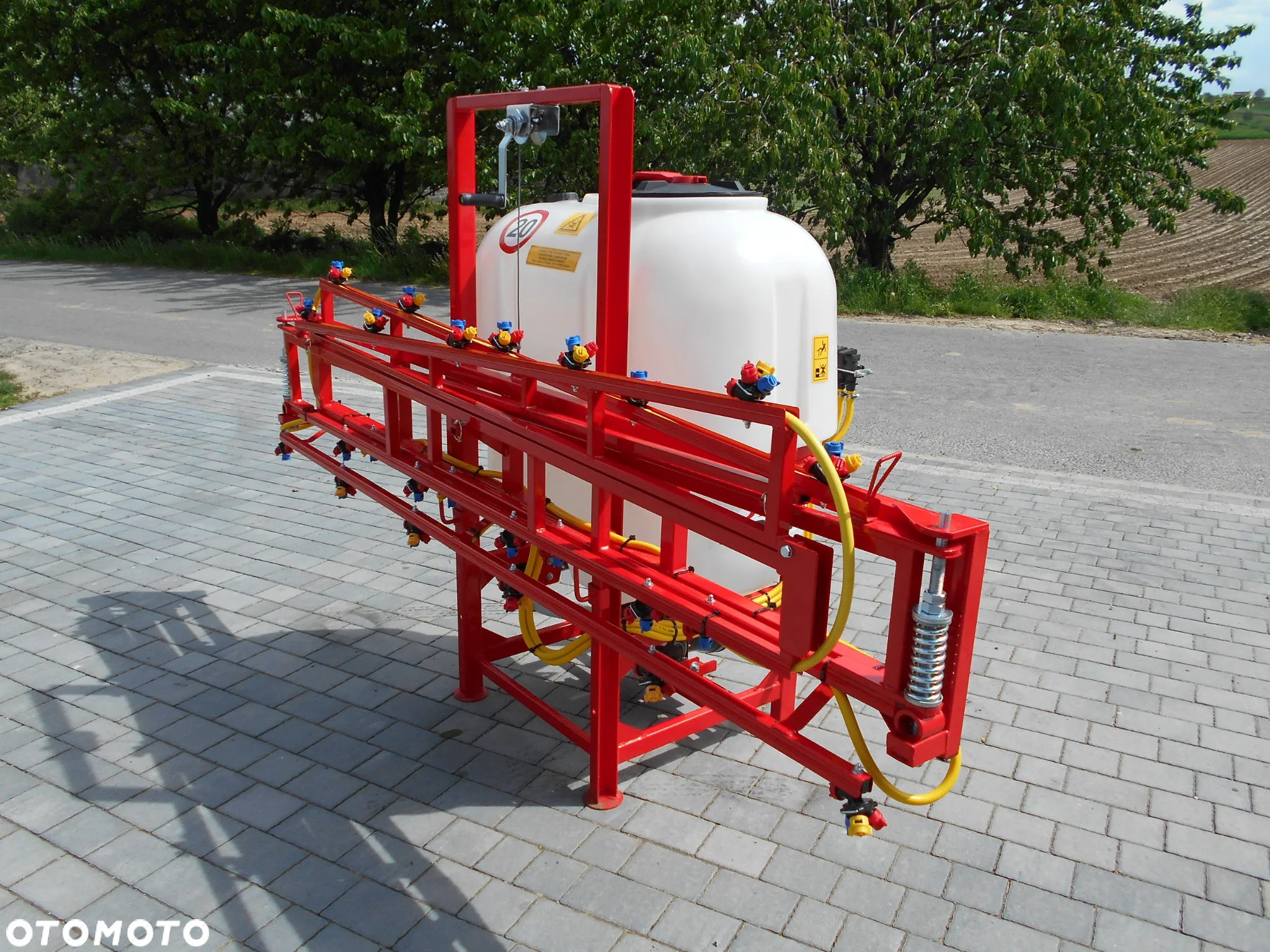 OPRYSKIWACZ POLOWY-ZAWIESZANY/LISICKI:200,300,400,600,800,1000l/pompa polska/Darmowy transport - 11