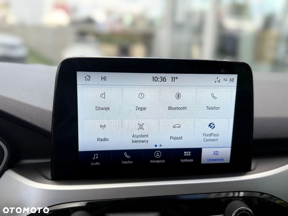 Ford Kuga 1.5 EcoBoost TITANIUM - 24