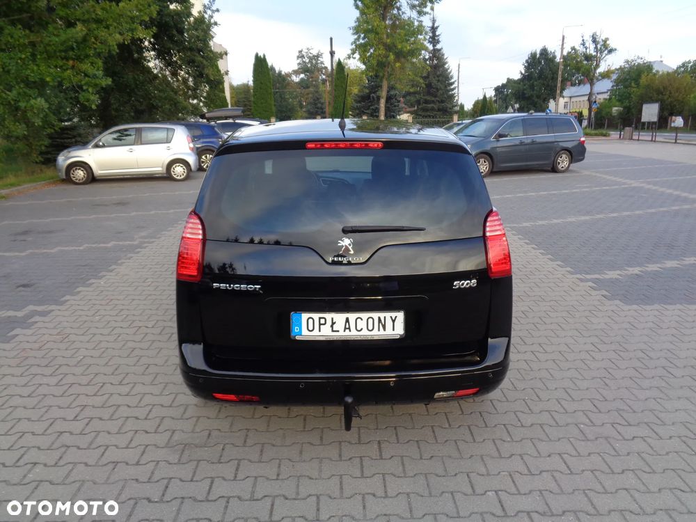 Peugeot 5008 HDI FAP 150 Family - 16