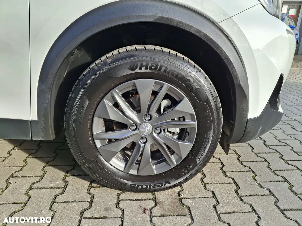 Peugeot 2008 PureTech 130 EAT8 Active - 23