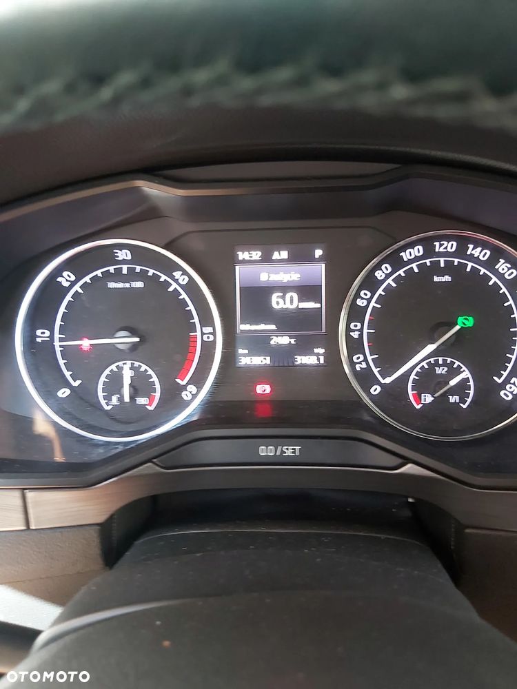 Skoda Superb 2.0 TDI 4x4 Ambition DSG - 6