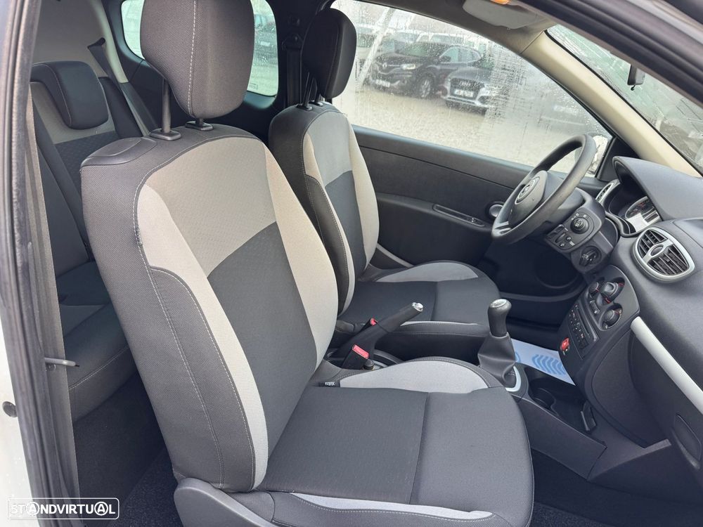 Renault Clio 1.2 16V GT - 10