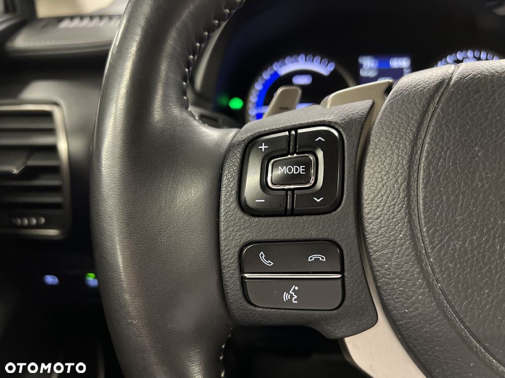 Lexus NX 300h F Impression AWD - 21
