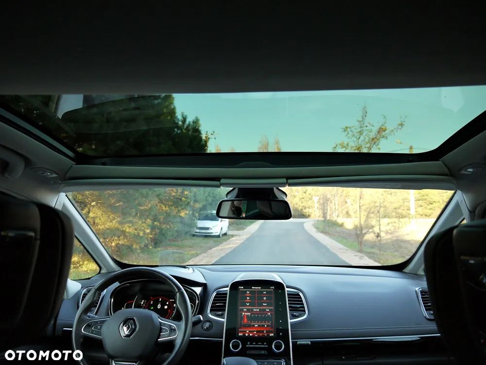 Renault Espace 1.6 dCi Energy Initiale Paris EDC 7os - 28