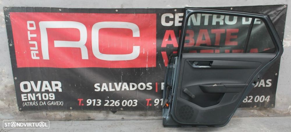 Porta de Trás do Lado Direito Skoda Fabia - 2
