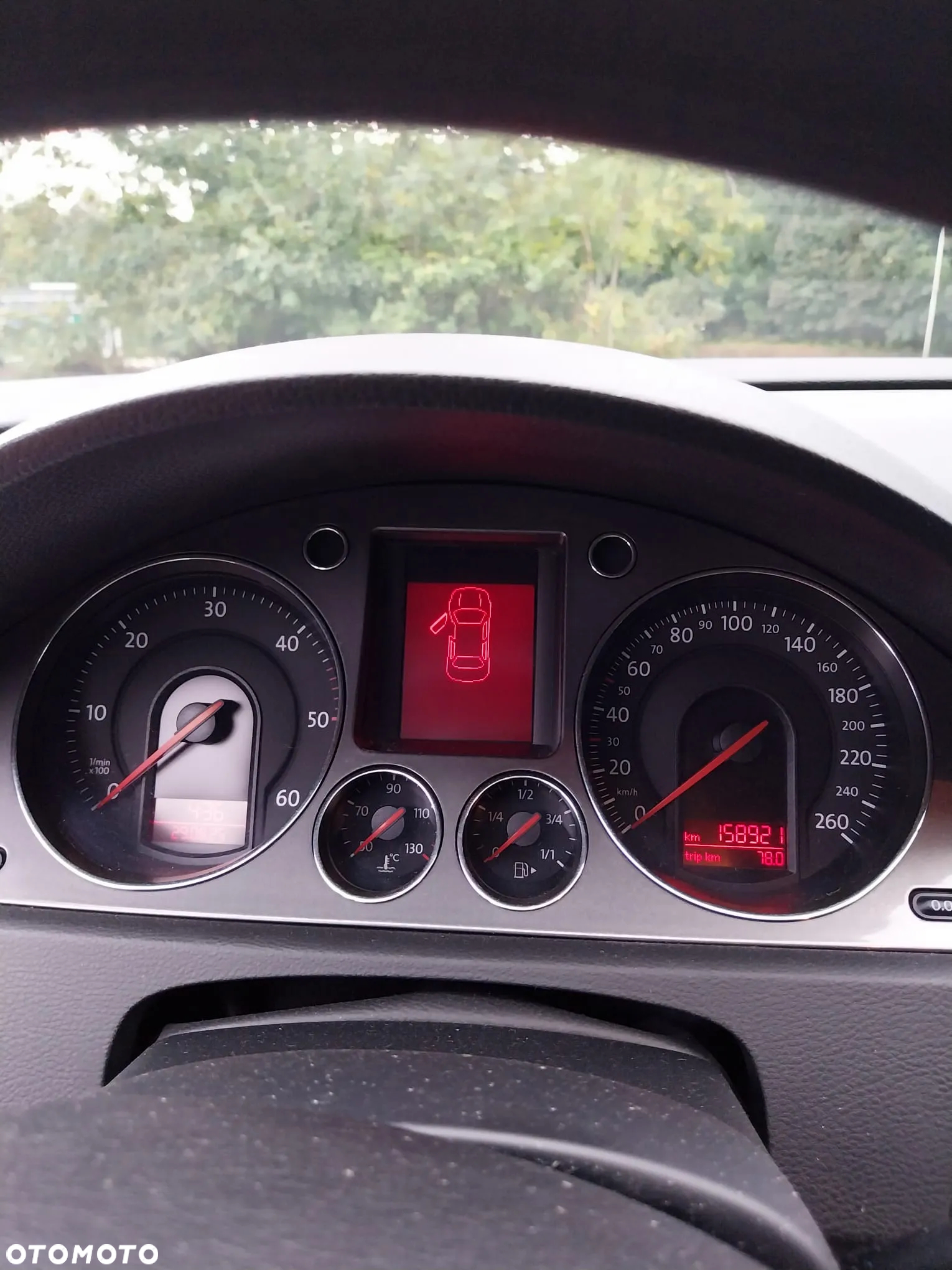 Volkswagen Passat 2.0 TDI Comfortline - 5