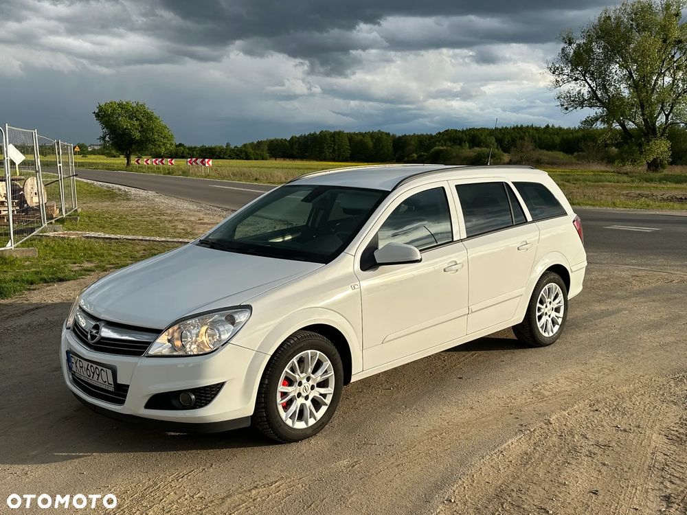 Opel Astra 1.3 CDTI DPF - 2