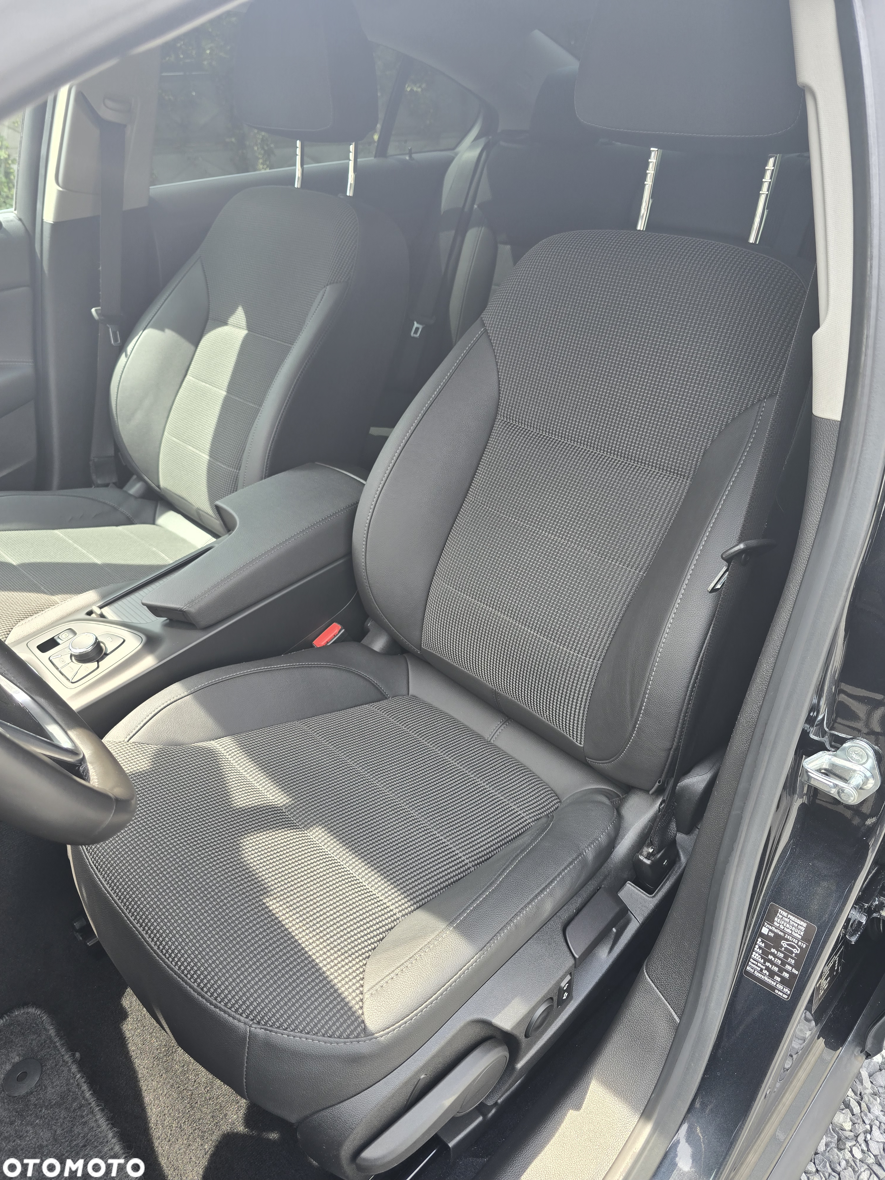 Opel Insignia 2.0 T Sport 4x4 - 10