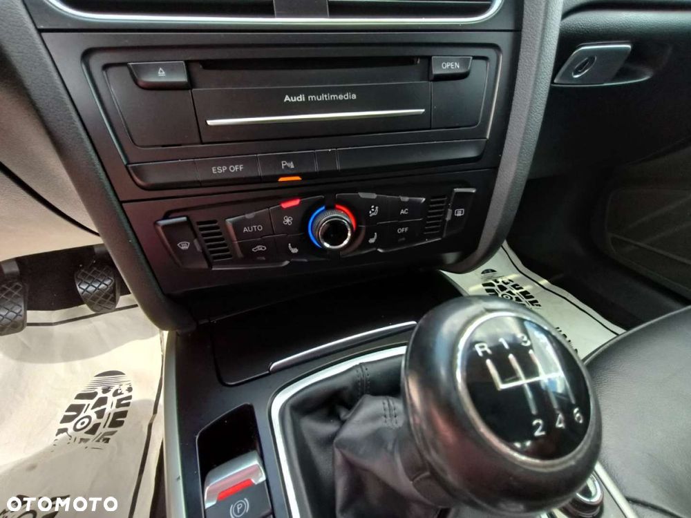 Audi A4 Limousine - 11