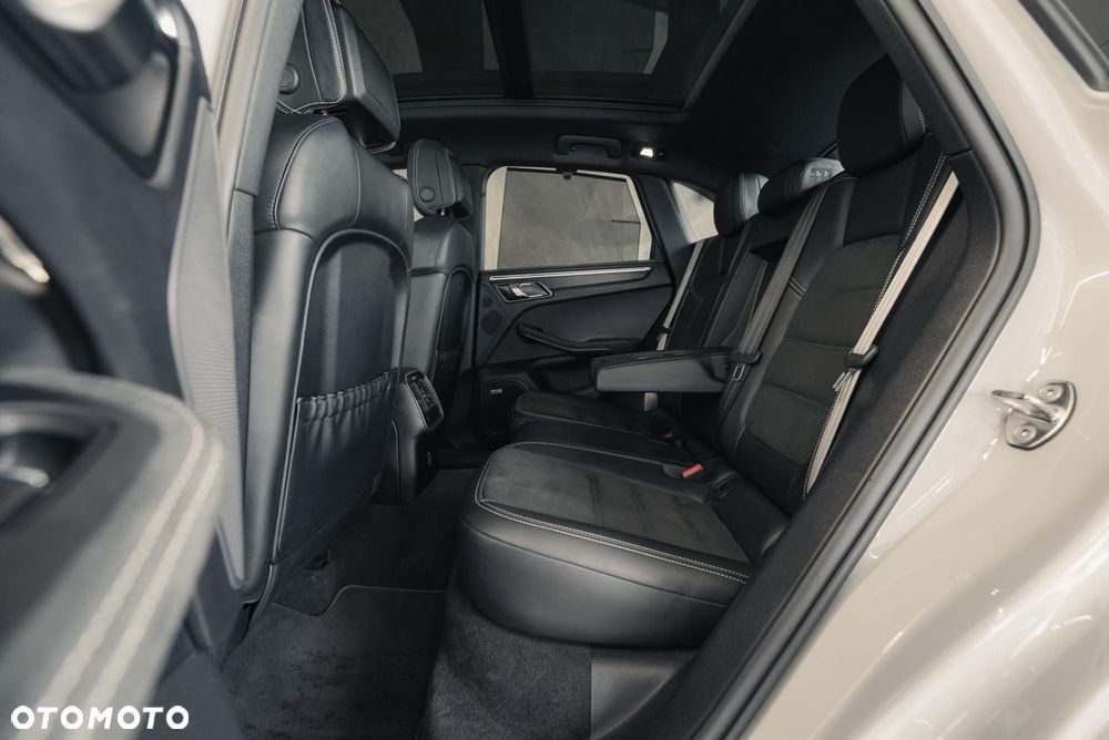 Porsche Macan GTS - 14