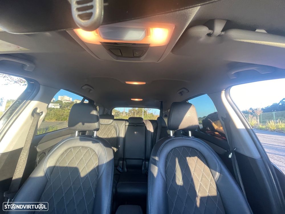 BMW 218 - 17