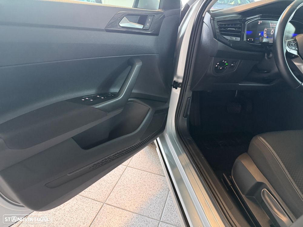 VW Taigo 1.0 TSI Urban DSG - 9