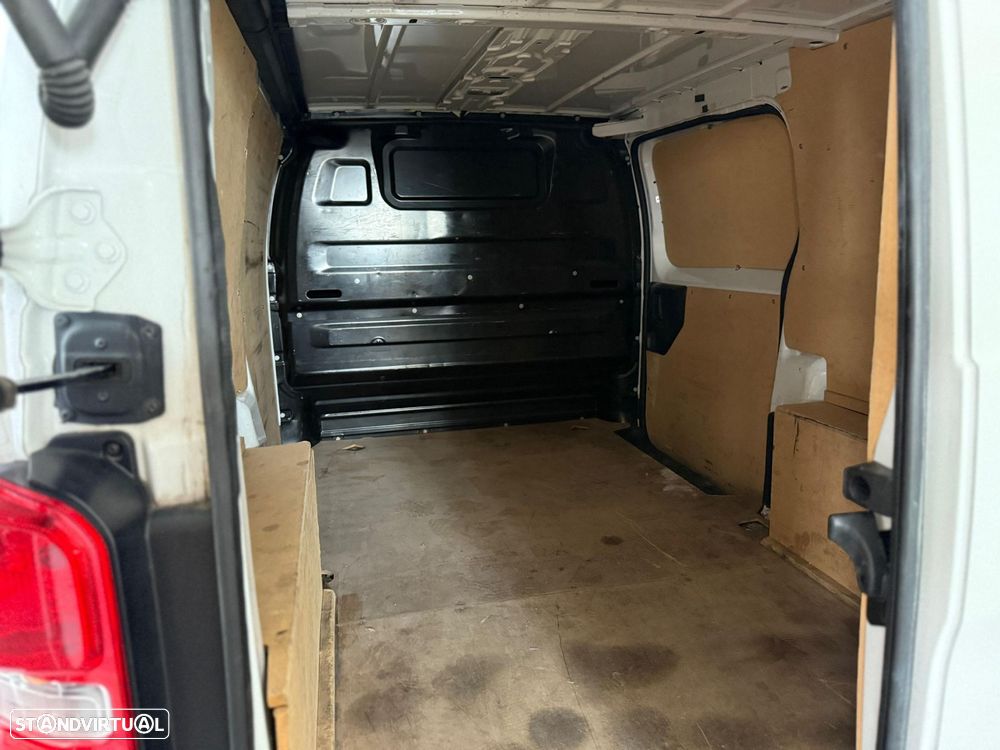 Opel Vivaro 1.5 CDTi L1H1 Essentia - 4