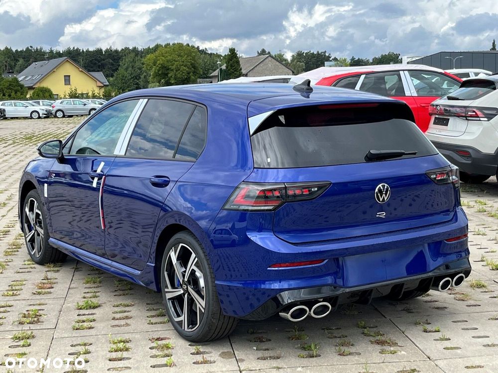Volkswagen Golf - 5