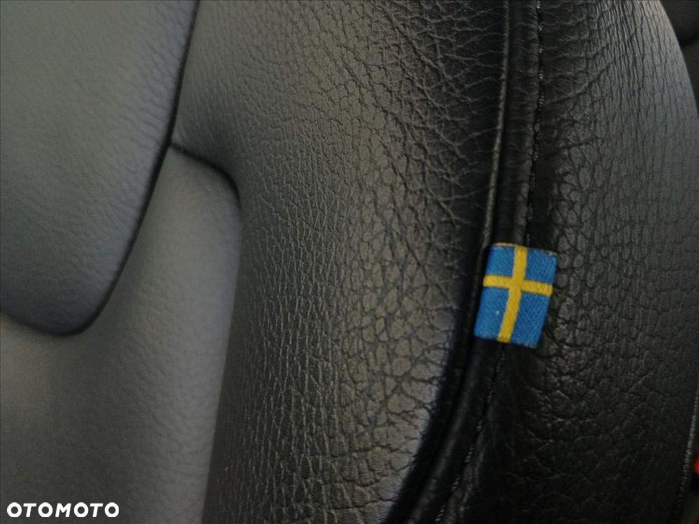 Volvo V60 D3 Momentum - 19