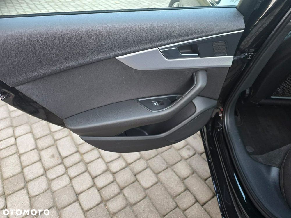 Audi A4 Allroad - 27