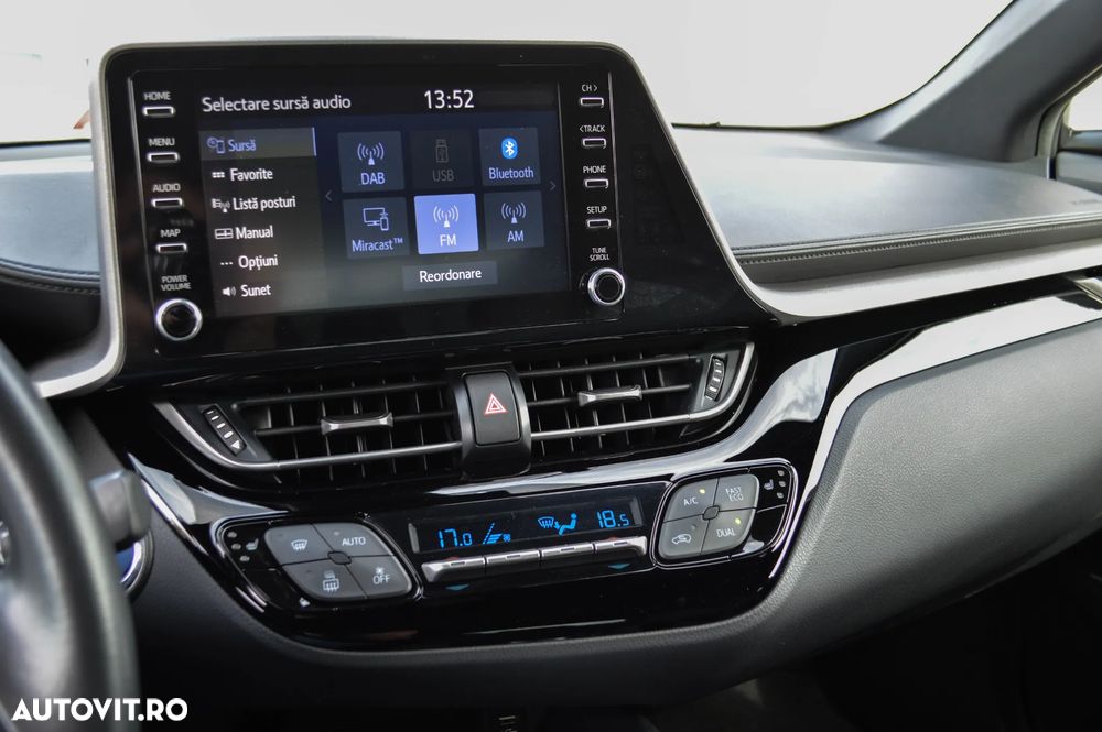 Toyota C-HR 1.8 Hybrid Business Edition - 18