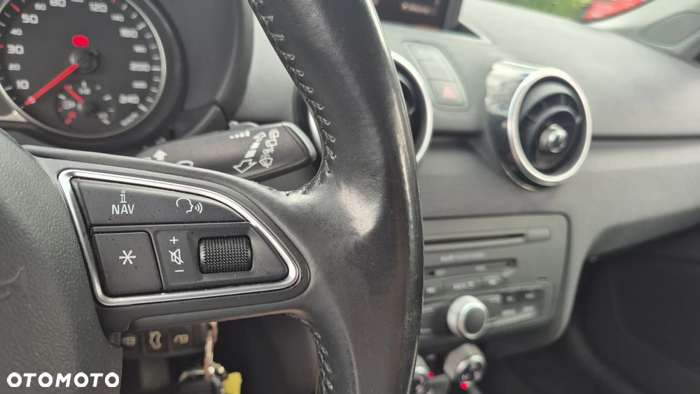 Audi A1 3-drzwiowe 1.6 TDI S line edition - 15