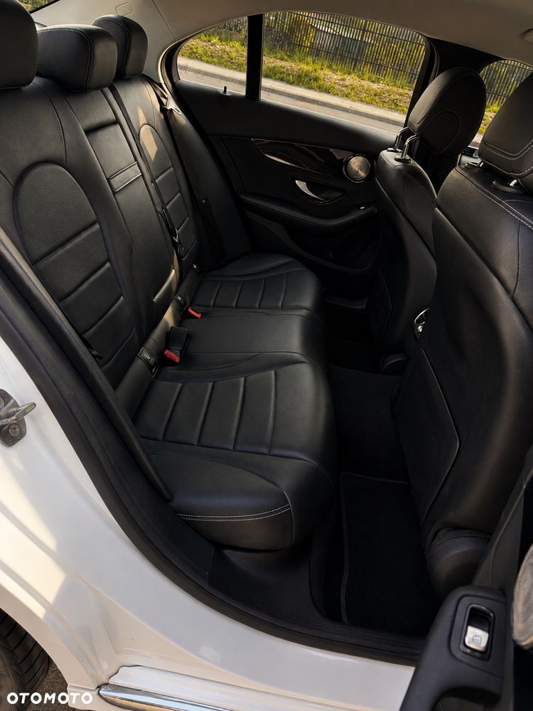 Mercedes-Benz Klasa C 160 9G-TRONIC - 32