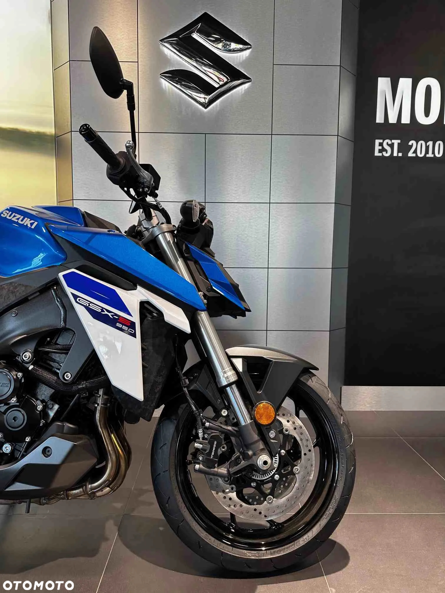 Suzuki GSX - 7