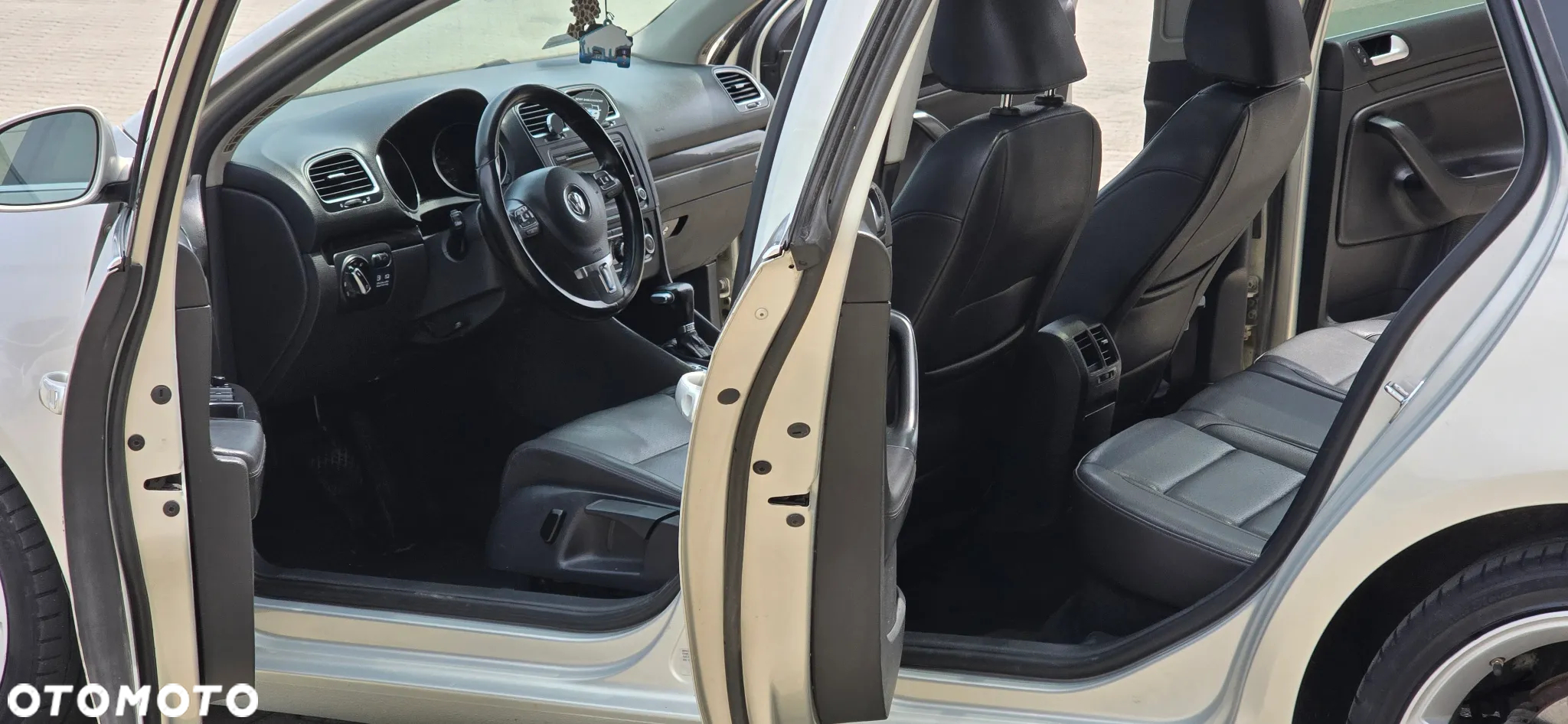 Volkswagen Golf 2.0 TDI BMT DSG - 14