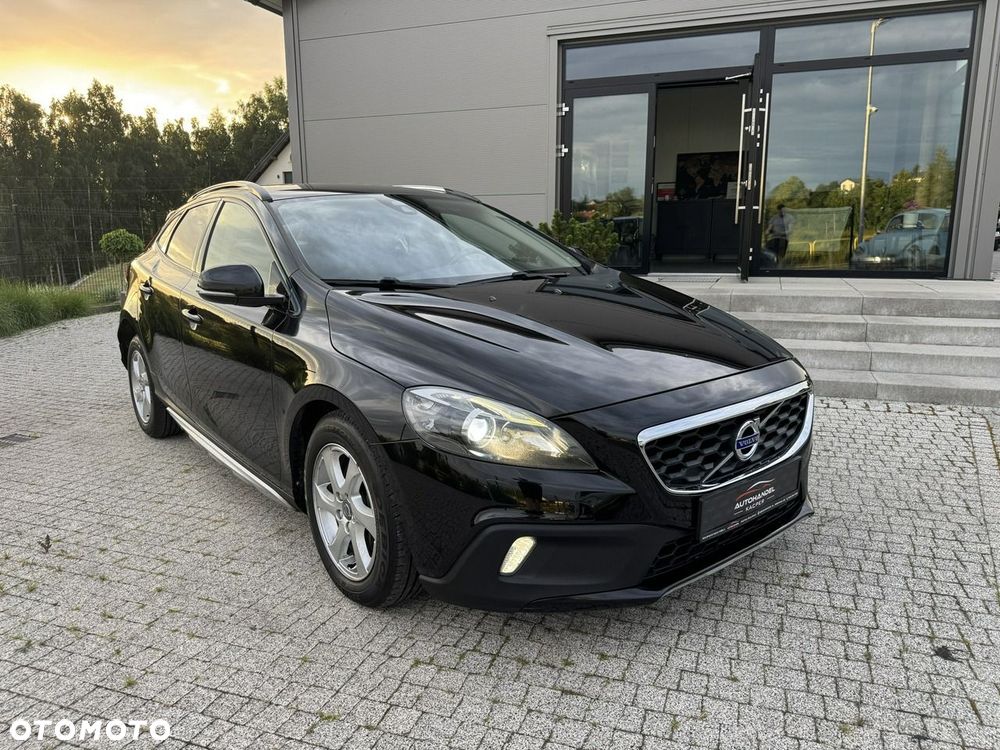 Volvo V40 Cross Country - 4