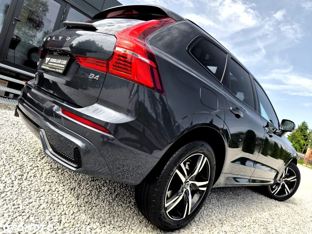 Volvo XC 60 B4 D Ultimate Dark - 37