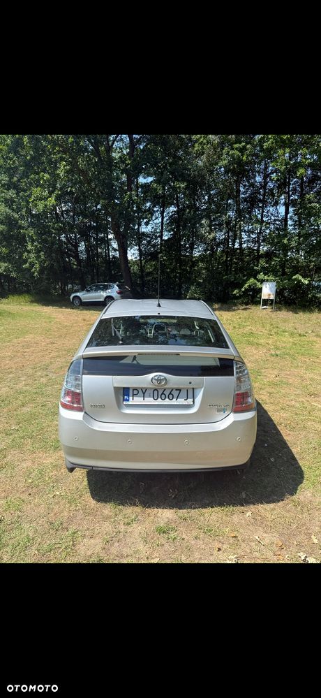 Toyota Prius - 7