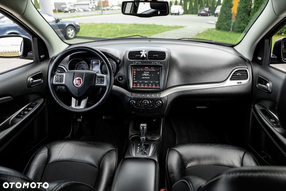 Fiat Freemont 2.0 Multijet 16V DPF Automatik Allrad Black Code - 26