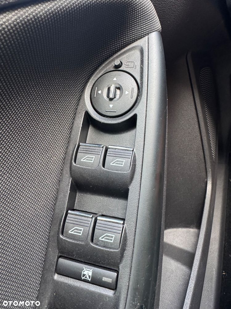Ford Focus 1.0 EcoBoost Start-Stopp-System Champions Edition - 16