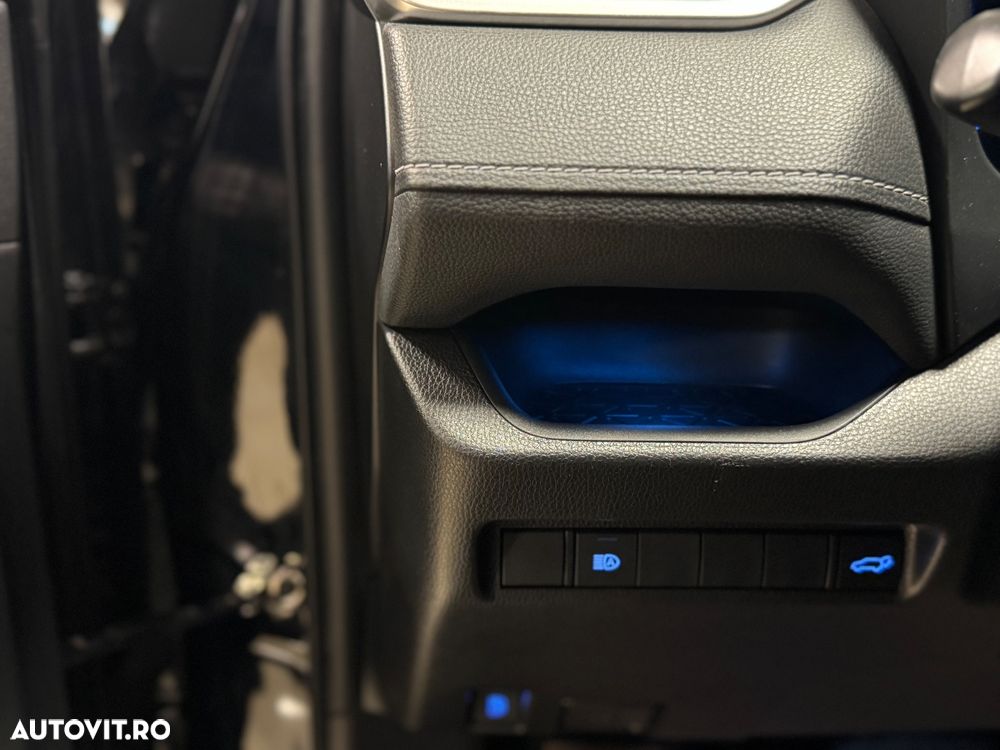 Toyota RAV4 2.5 4x4 Black Edition - 22