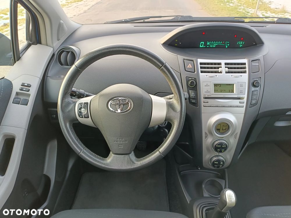 Toyota Yaris 1.3 VVT-i Travel - 9