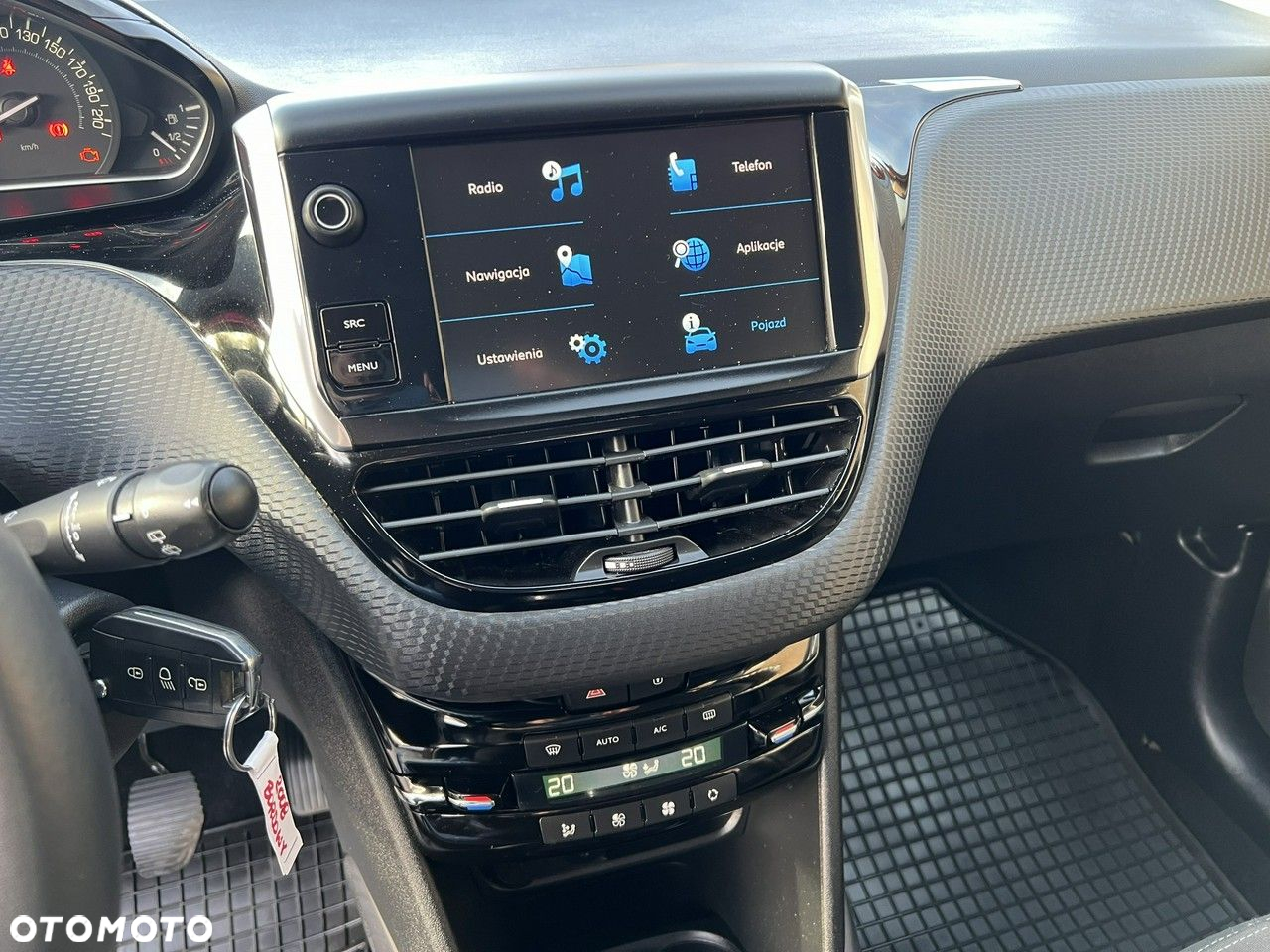 Peugeot 2008 - 13