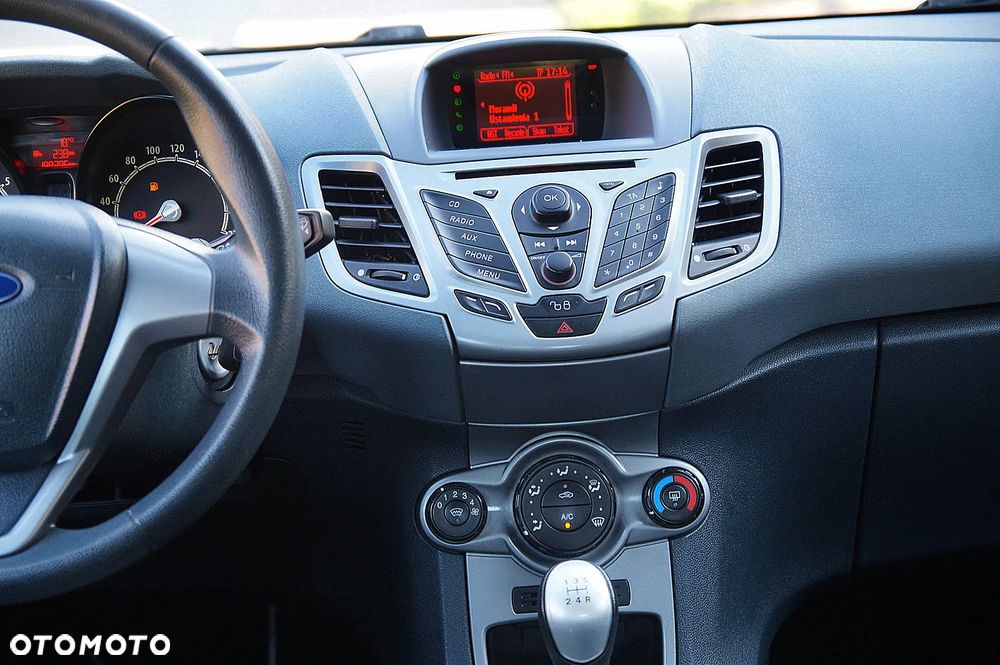 Ford Fiesta 1.25 Ambiente - 13