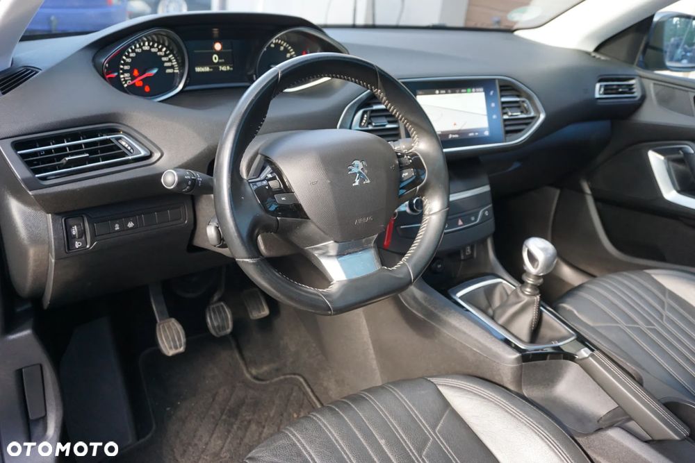 Peugeot 308 - 9
