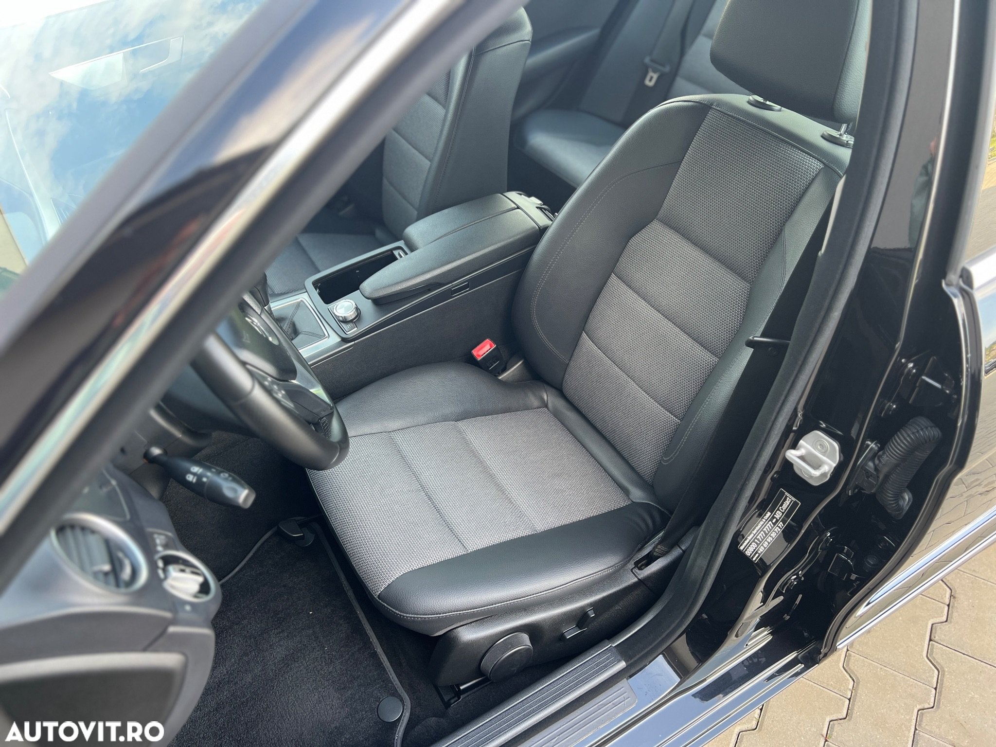 Mercedes-Benz C 180 CGI BlueEFFICIENCY Avantgarde - 15