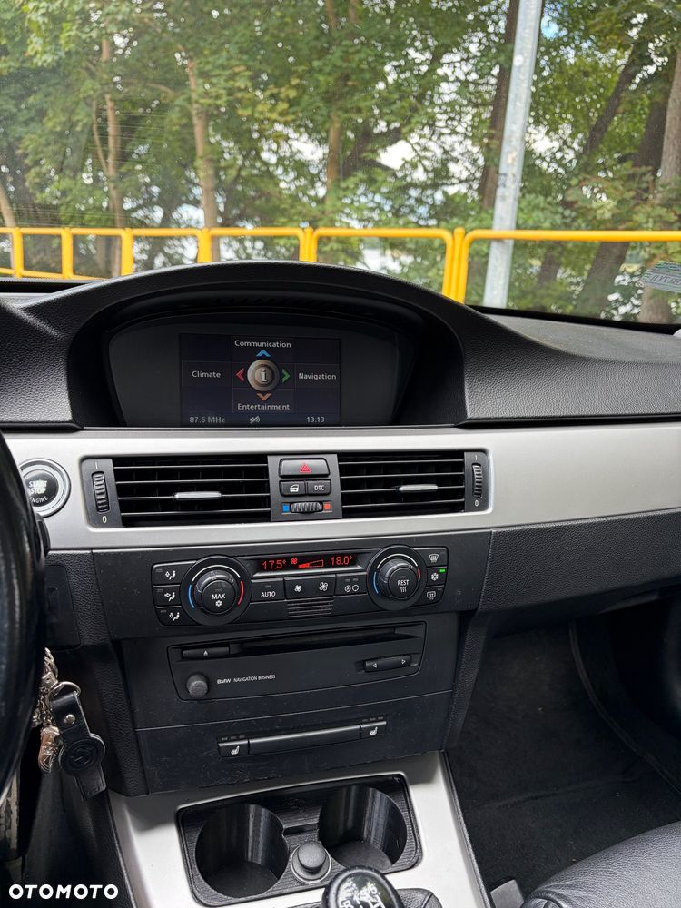 BMW Seria 3 320d - 14