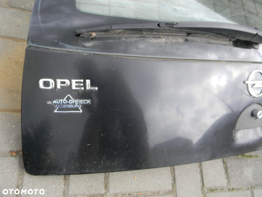 klapa bagażnika tył OPEL CORSA C Z20R - 2