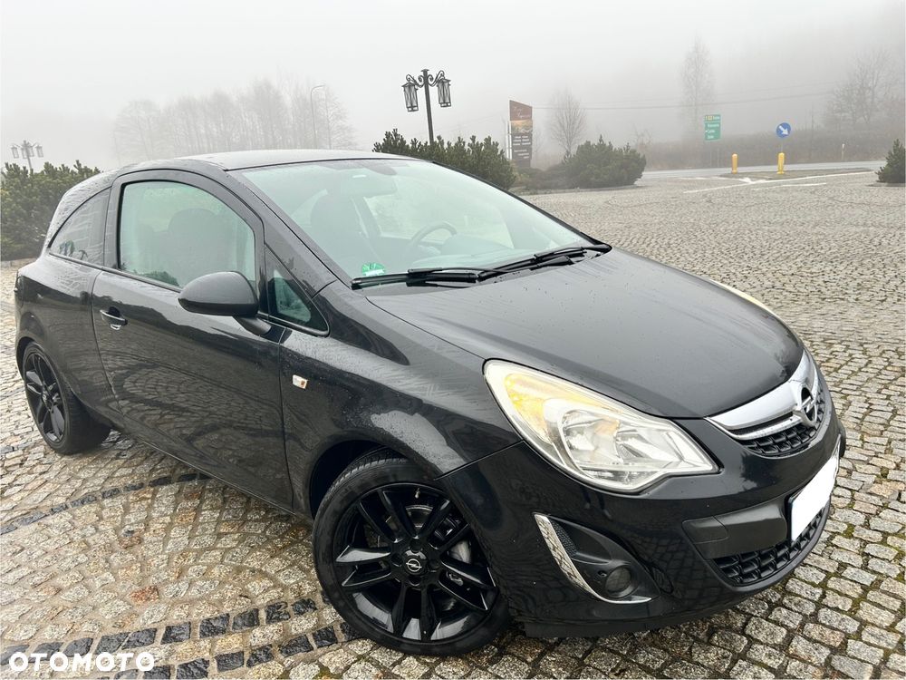 Opel Corsa 1.4 16V Sport - 2