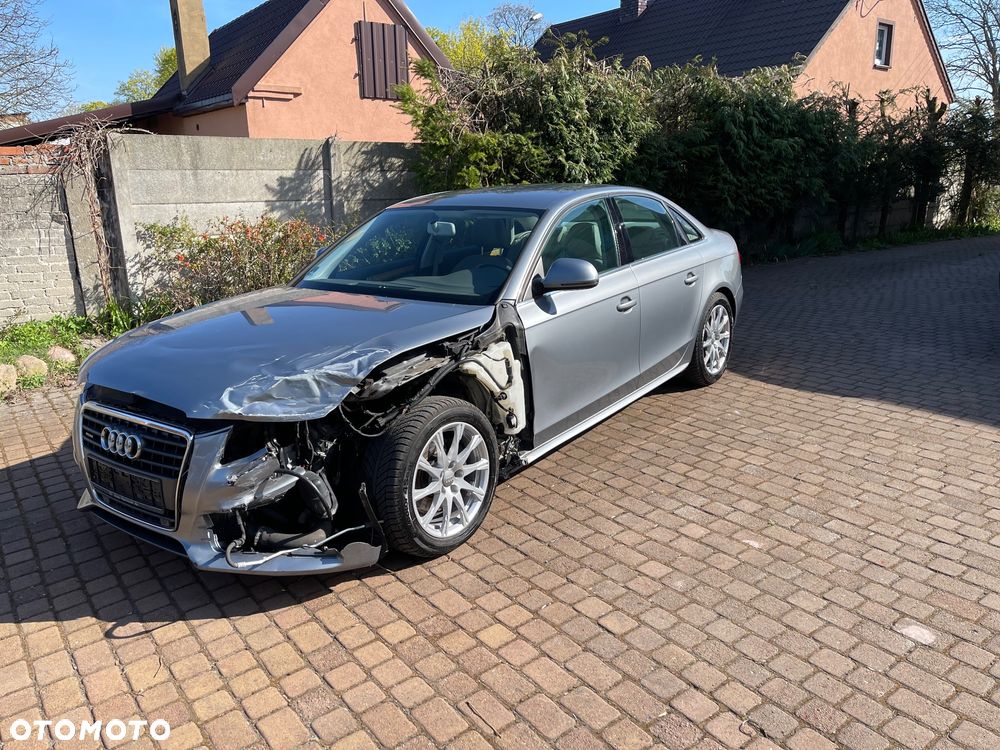 Audi A4 Limousine 2.0 TDI DPF quattro S line Sportpaket (plus) - 5