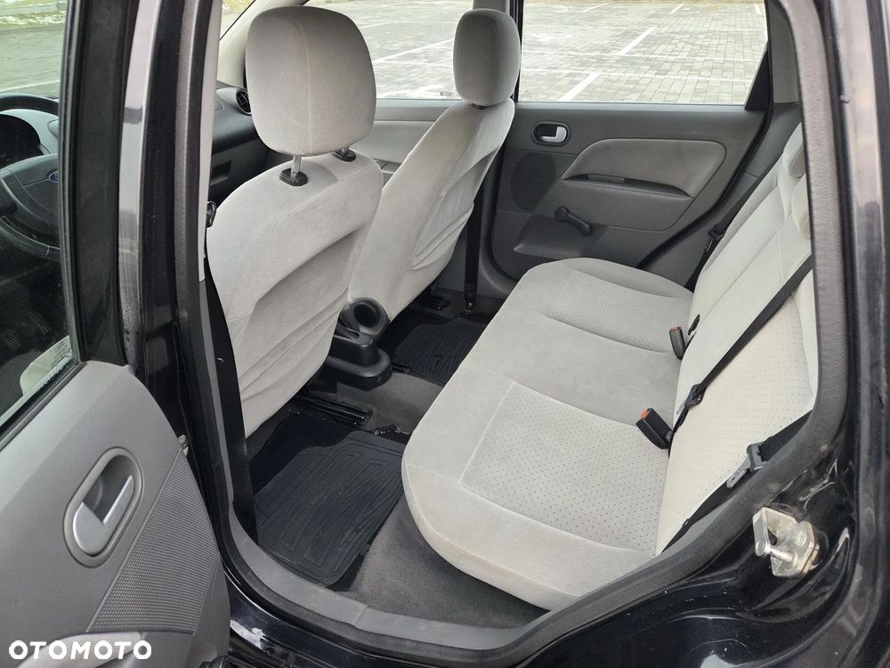 Ford Fiesta 1.4 - 14