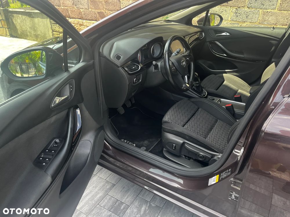 Opel Astra 1.4 T Elite - 17