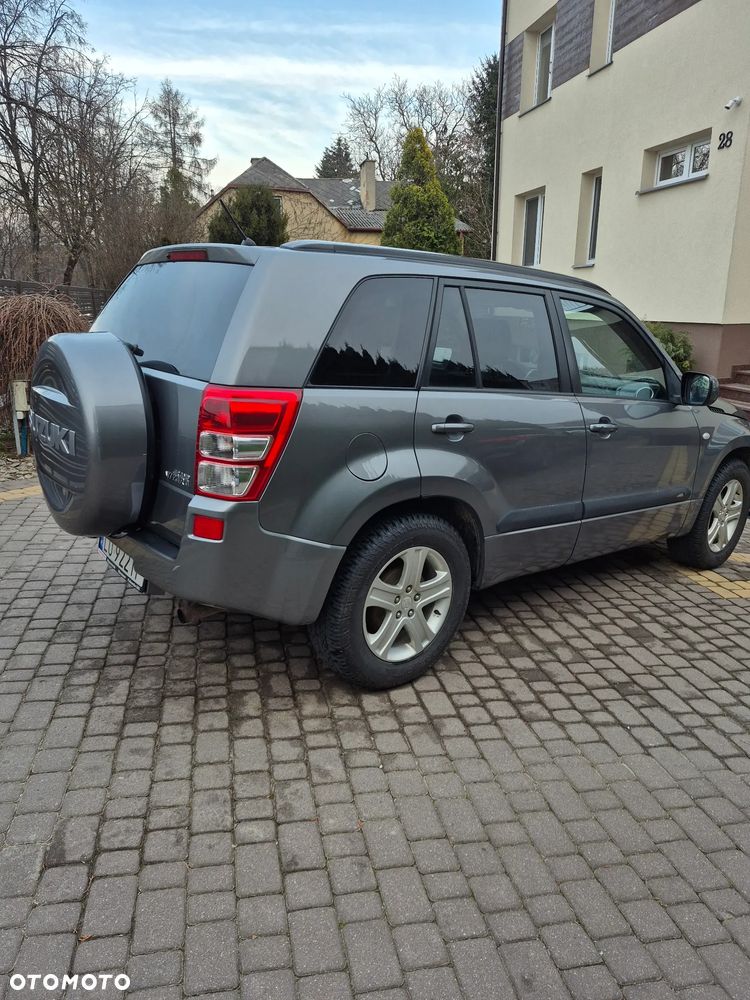 Suzuki Grand Vitara - 3