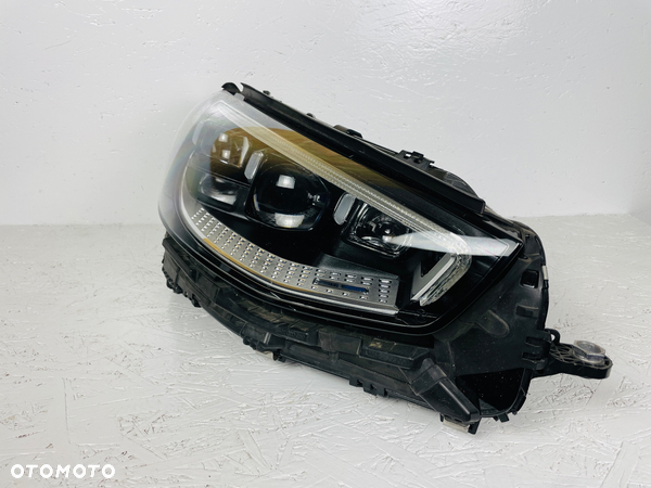 Lampa prawa S Klasa A223 W223