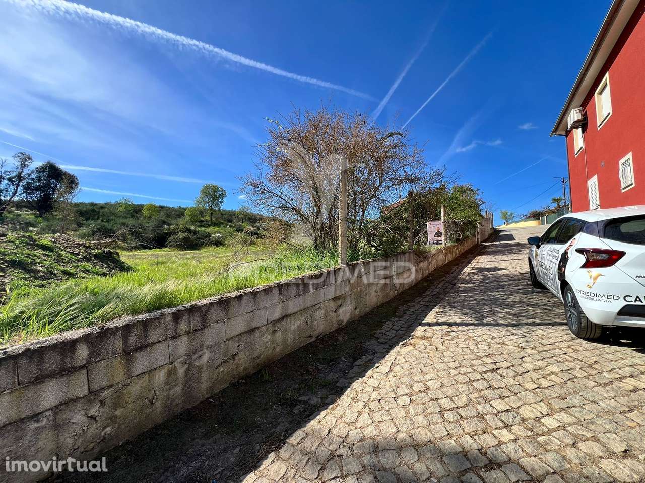 Terreno em Contins, a 10 minutos de Mirandela - Grande imagem: 2/4