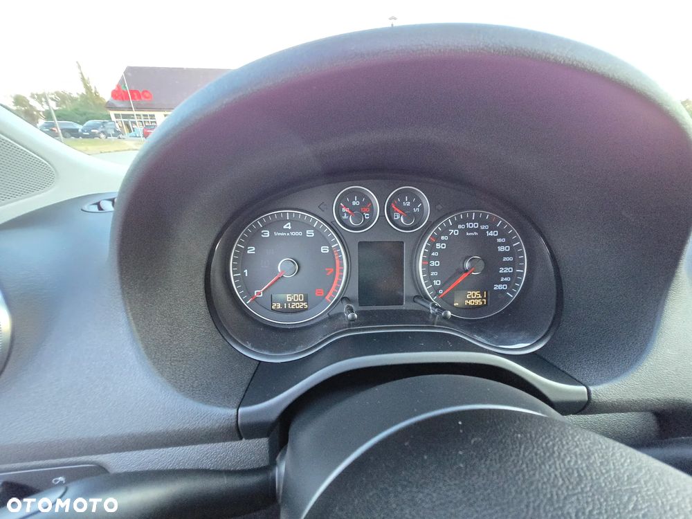 Audi A3 Sportback 1.8 TFSI S line Sportpaket - 15