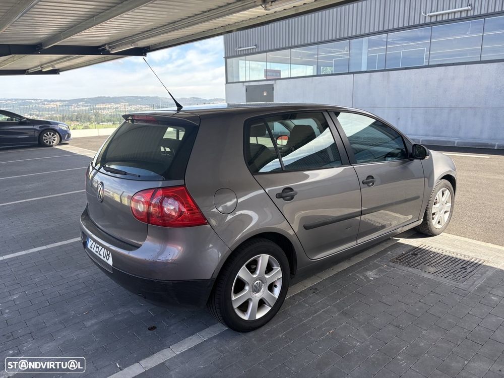 VW Golf 1.4i Confortline - 4