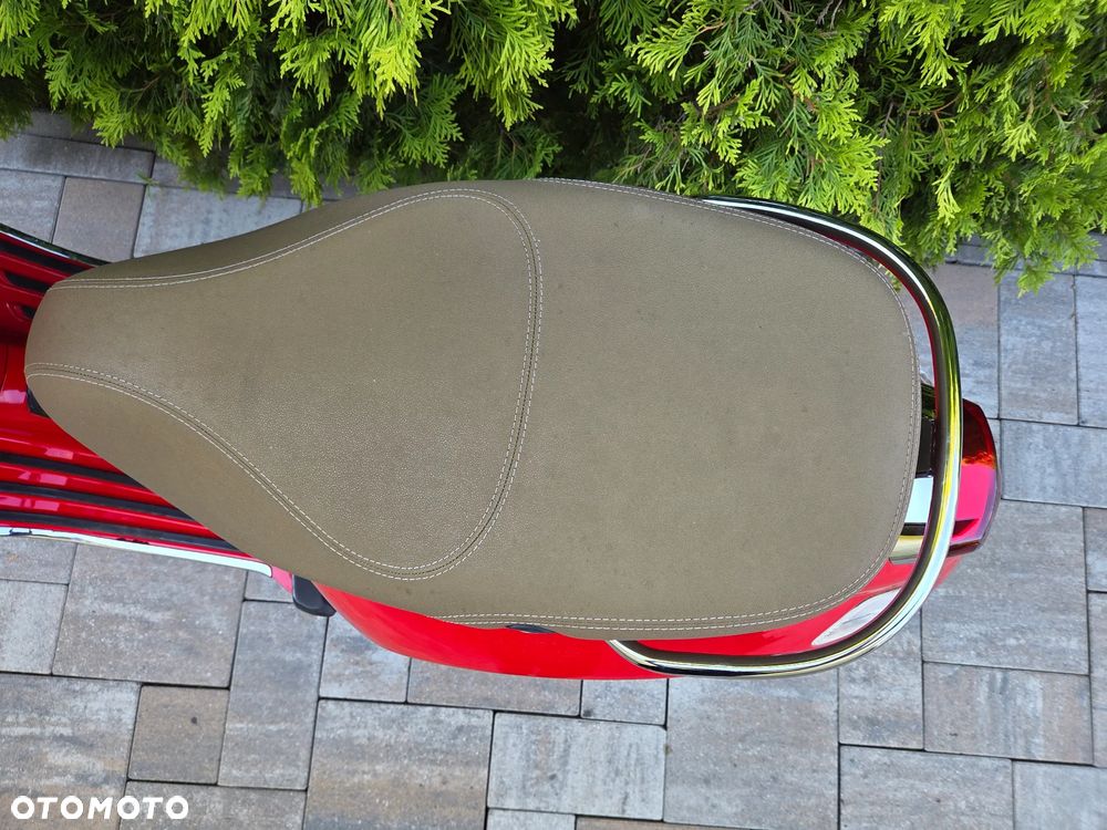 Piaggio Vespa - 19