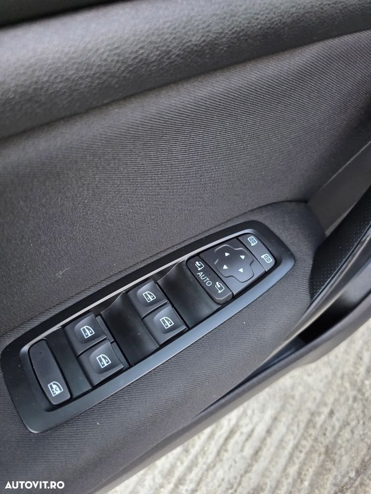 Renault Megane ENERGY dCi 110 LIMITED - 14
