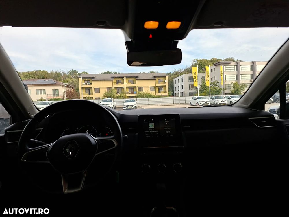 Renault Clio - 10